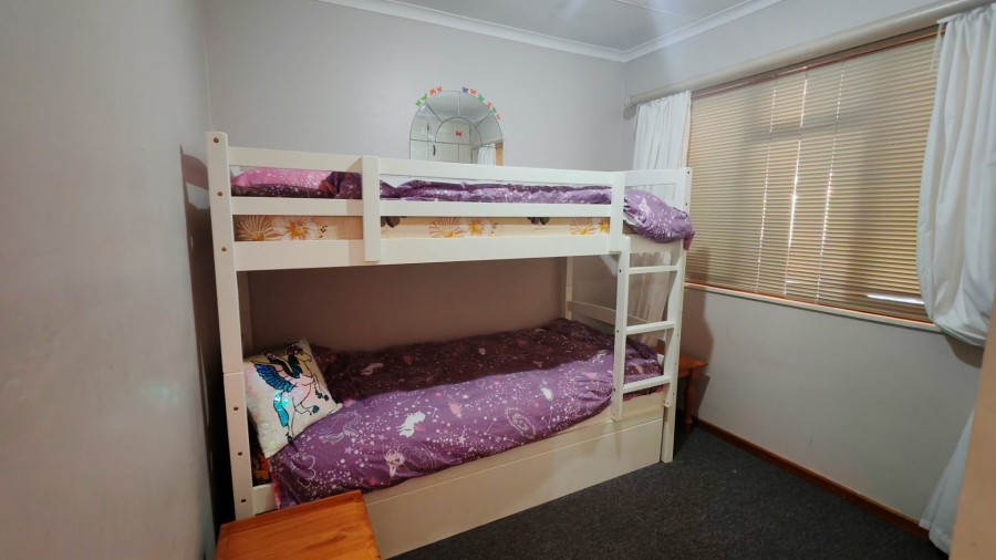 3 Bedroom Property for Sale in Hartenbos Central Western Cape